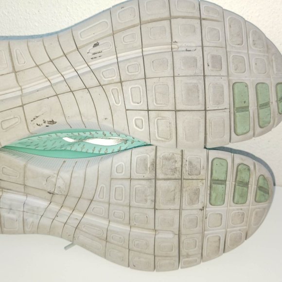 Nike Women's Size 9.5 Blue Mesh Trail Running Shoes Sneakers - Picture 10 of 11